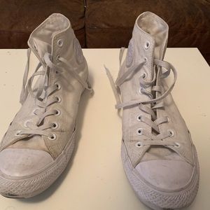 Converse Chuck II all white - size 10.5.